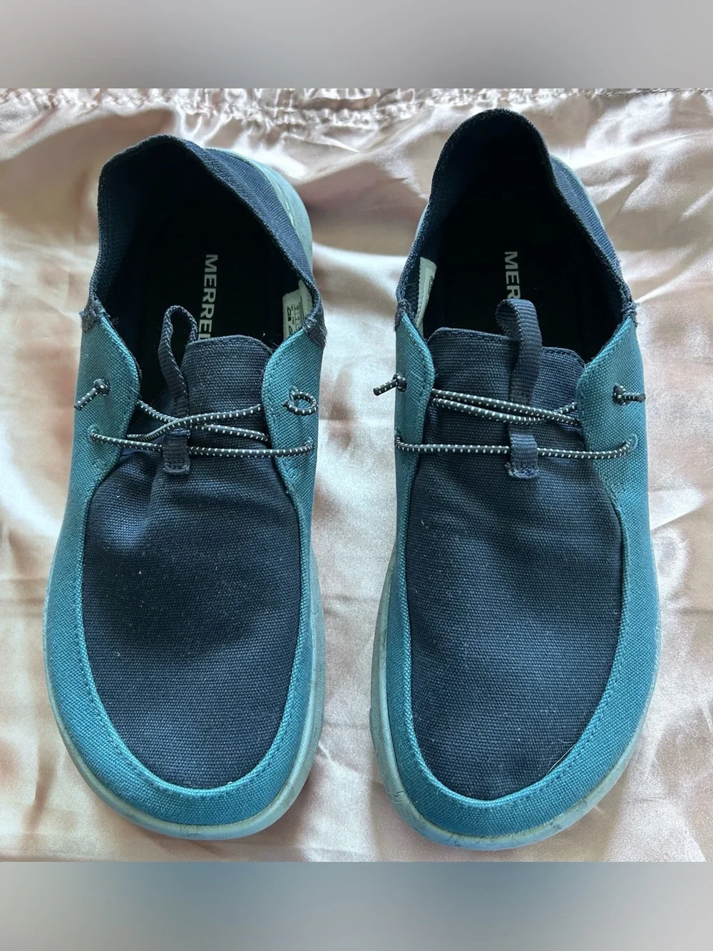 *LIKE NEW* Merrell Men's Hut Moc 2 Canvas loafer sneakers, SIZE 10